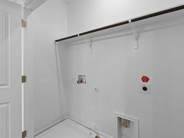 2208A Cornfield Dr, Pflugerville, TX 78660