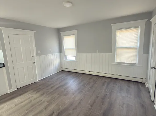 36 Acushnet Ave #3, New Bedford, MA 02744