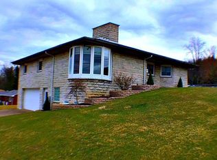 301 Oliver Dr, Elizabeth, PA