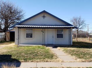 908 S Main Ave, Portales, NM 88130