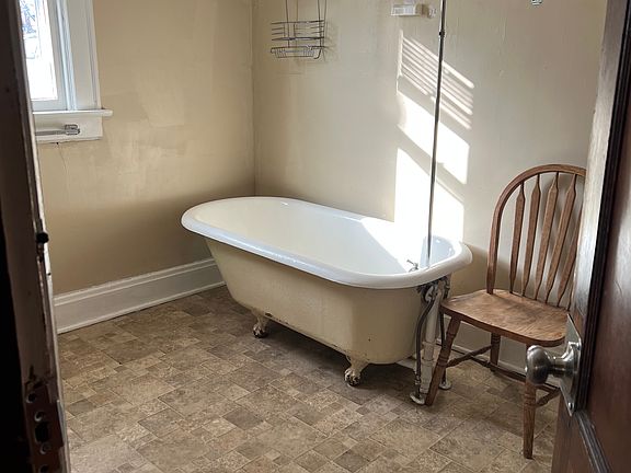 2nd image of 193 S Terrace Ave #191