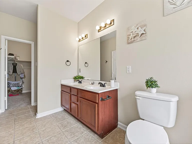 10427 Lyndon Meadows Dr — Photo 18