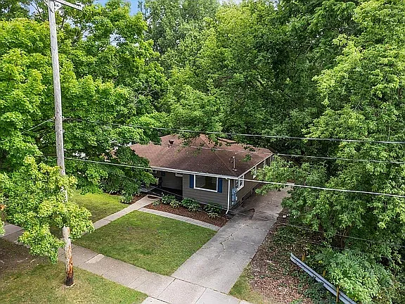 2 bed, 750 sqft, $2,100 — Photo 4
