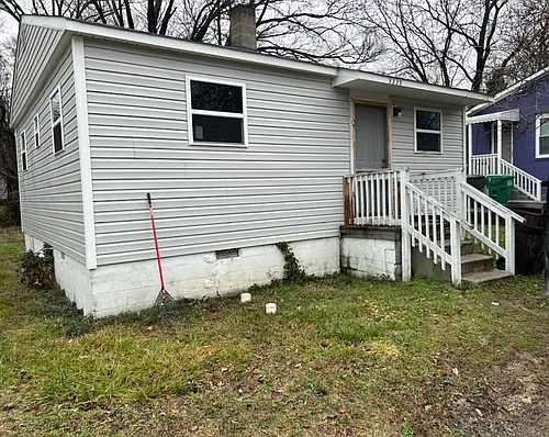 1235 Franklin Ave Photo 1