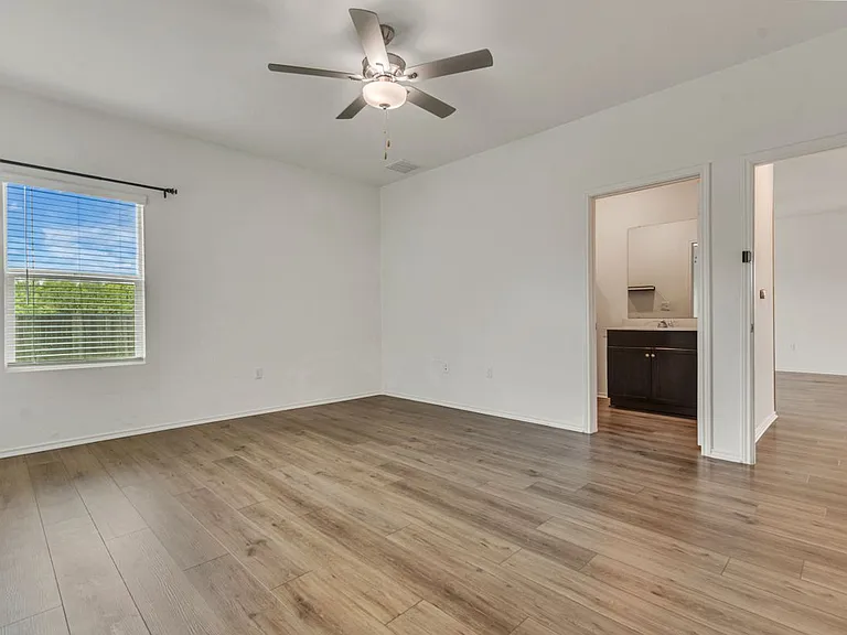15401 Poppy Petal Dr — Photo 10