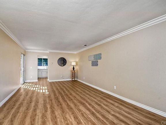 2nd image of 4567 Beverly Glen Dr
