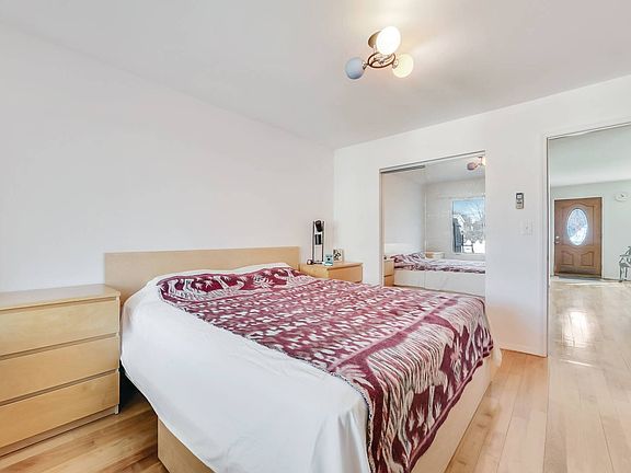 3rd image of 4208 Highland Ave