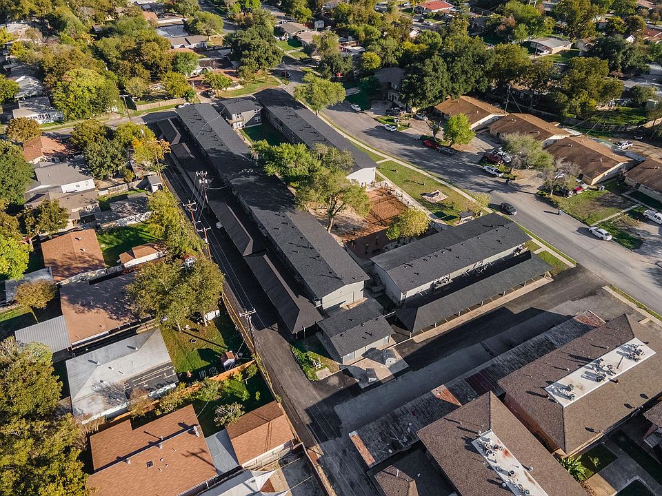 Dellview Crossing Apartments 2515 Clara Ln San Antonio TX Zillow