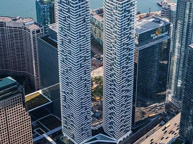 100 Harbour St #1011 — Photo 1