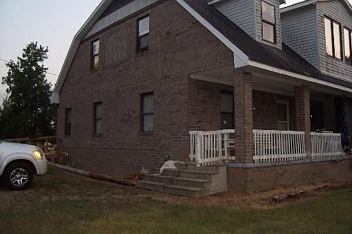 1st image of 383 Baggett Rd