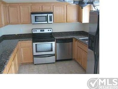 3rd image of 1000 S Mollison Ave Unit 15