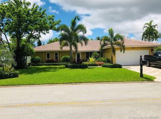 8152 NW 6th Ct, Coral Springs, FL 33071