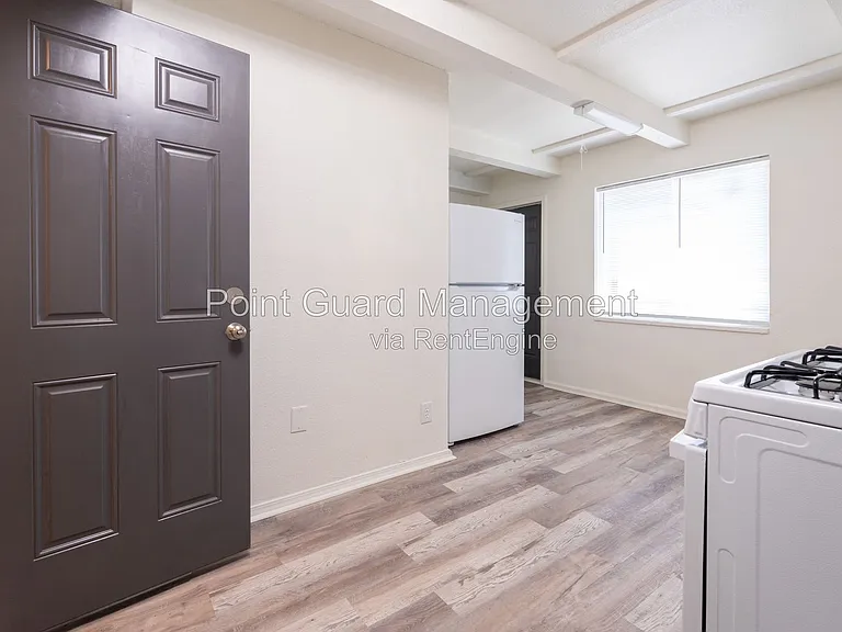 1341 W Dora St #1341 — Photo 11