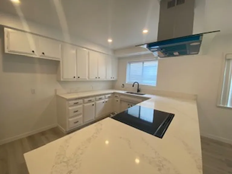 503 Fairview Ave — Photo 4