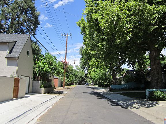 2nd image of 865 Bear Flag Way