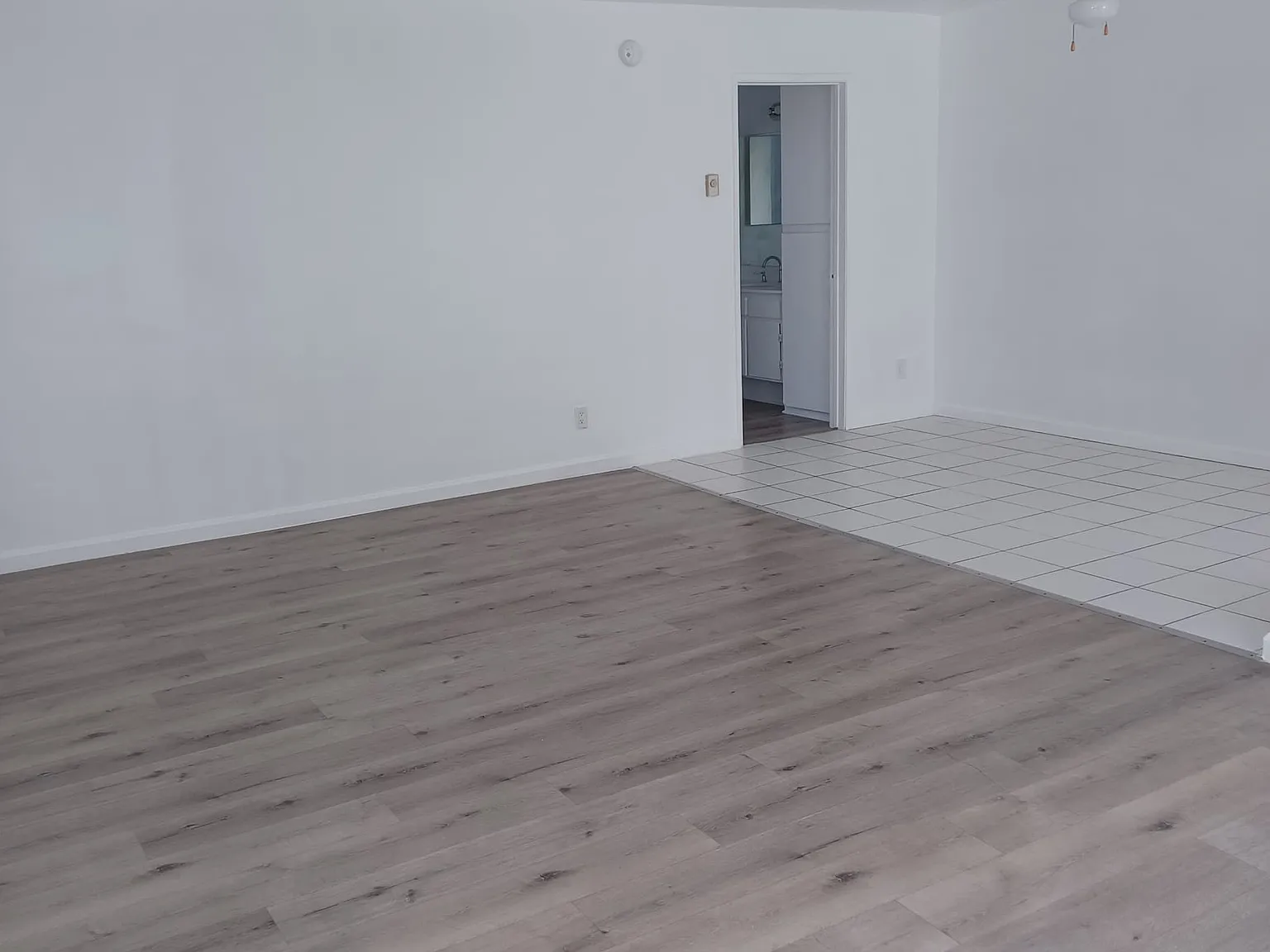 1 bed, 800 sqft, $1,850 — Photo 2