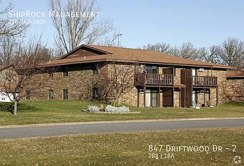 847 Driftwood Dr #2 Photo 1