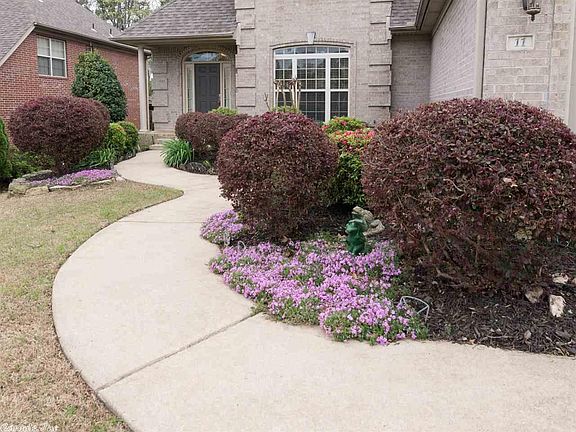 3rd image of 11 Wellington Colony Dr