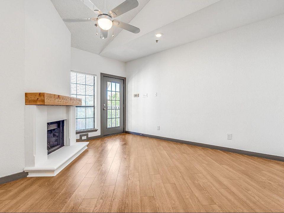 1st image of 4800 W Lovers Ln APT 315