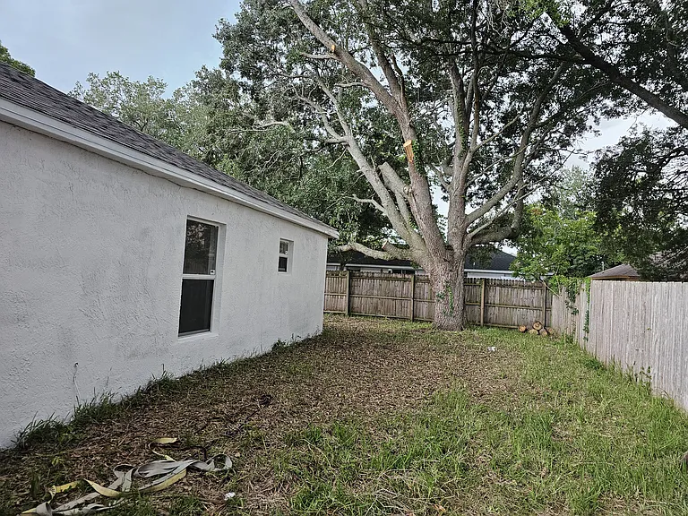 538 Beasley Ct — Photo 16