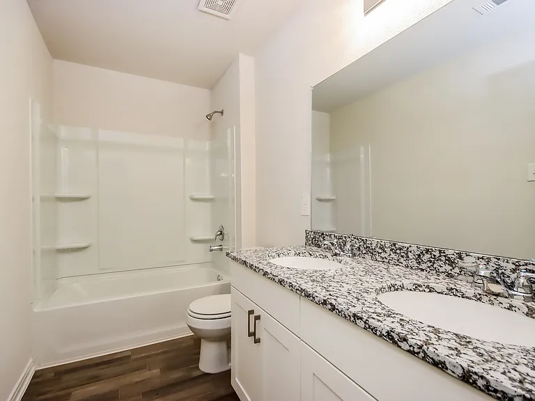 15720 Del Norte Dr — Photo 8