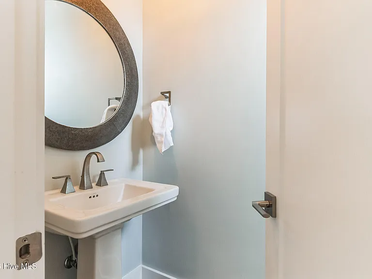 3609 Watercraft Ferry Ave — Photo 16