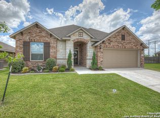2722 Ridge Hts, New Braunfels, TX 78130