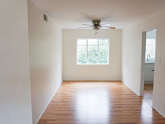 4th image of 1390 Chalmette Dr NE APT 1