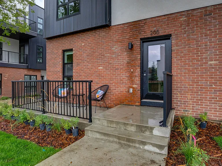 1745 36th Ave SW — Photo 57