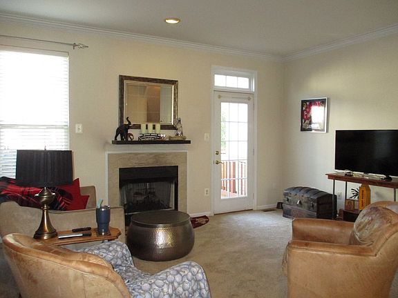3rd image of 6991 Earlston Dr