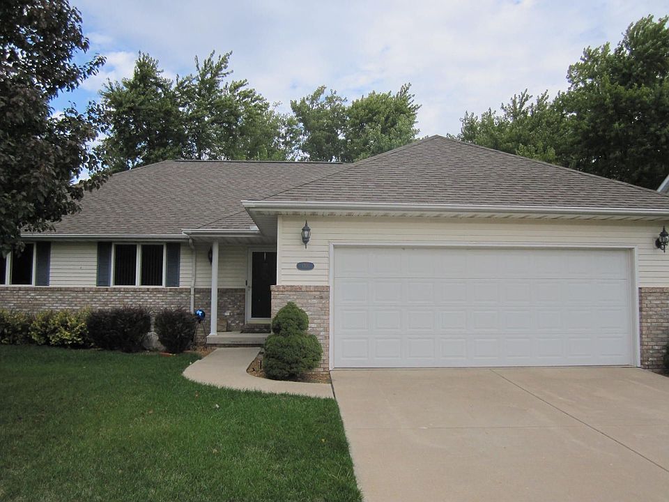 Well maintained 4 BR, 3 BA ranch