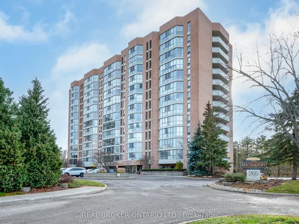 265 Westcourt Pl #101, Waterloo, ON N2L 6E4