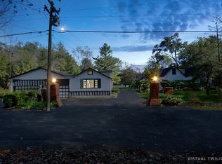 3822 Riverside Dr, Crystal Lake, IL 60014