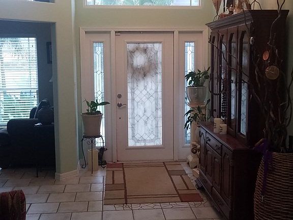 3rd image of 25 Bethpage Dr