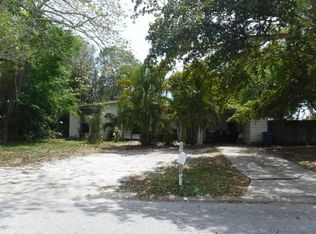 2216 Goldenrod St, Sarasota, FL 34239