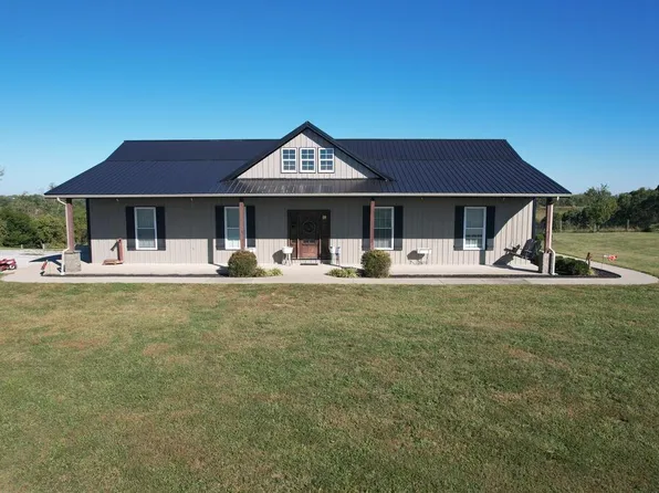 273-273 S Bluegrass Rd, Brooksville, KY 41004