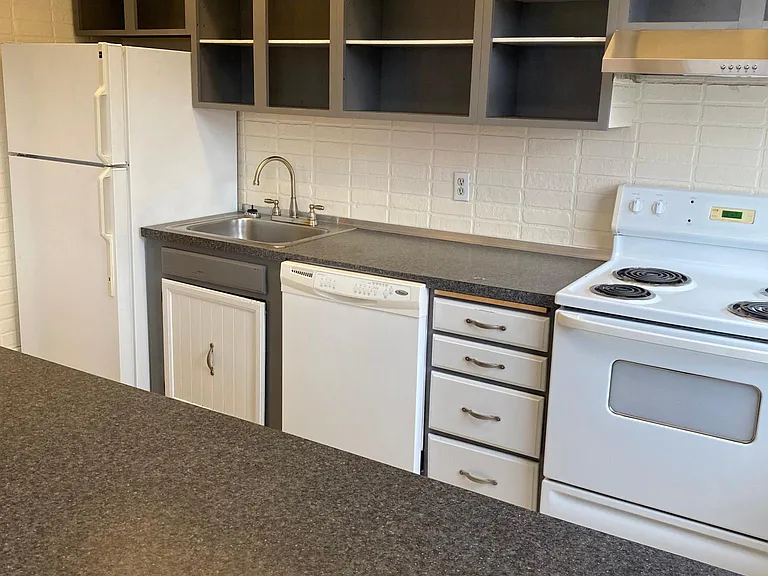 602 Melrose Ave E #301 — Photo 5