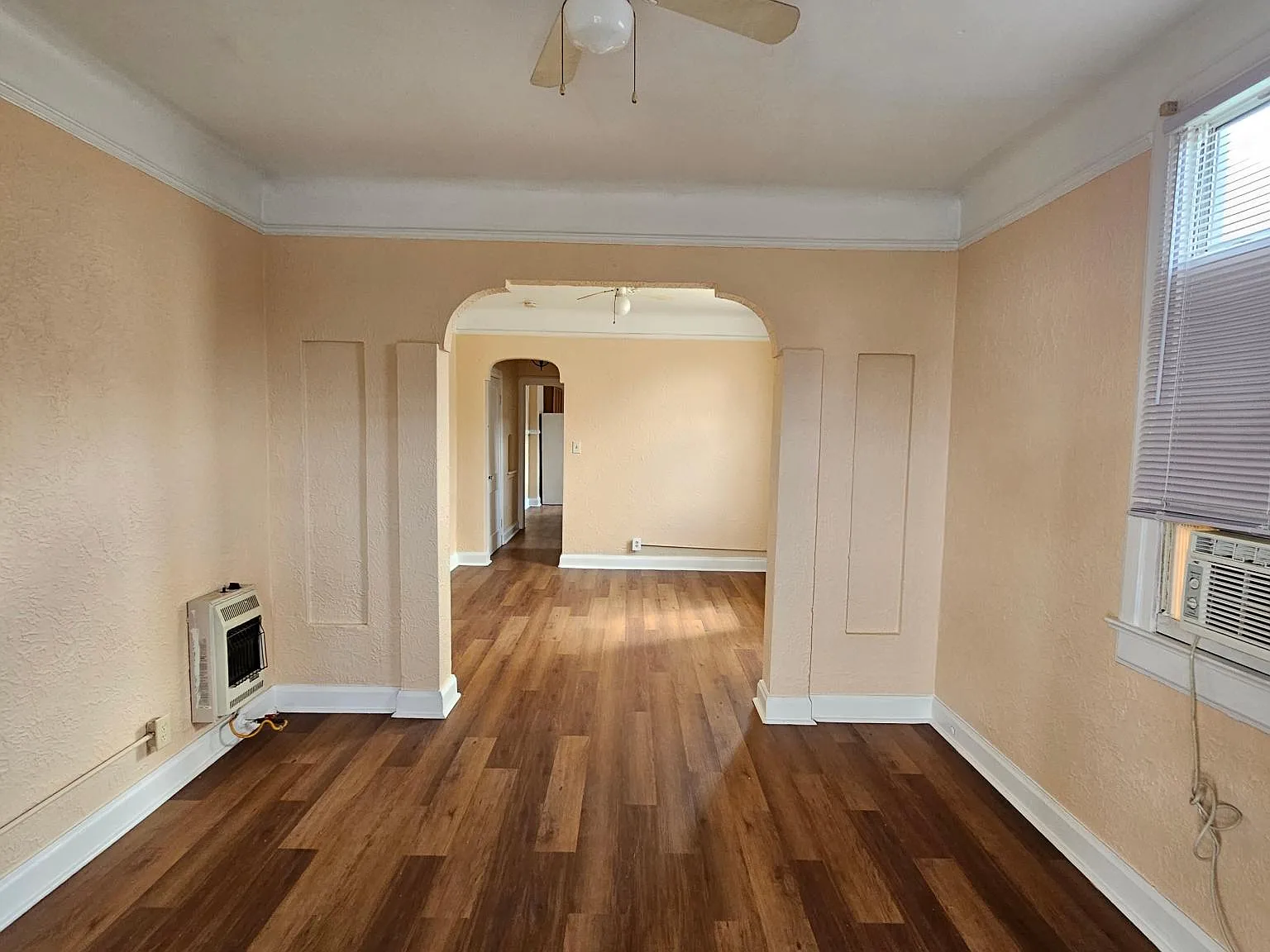 1941 43painters St — Photo 2