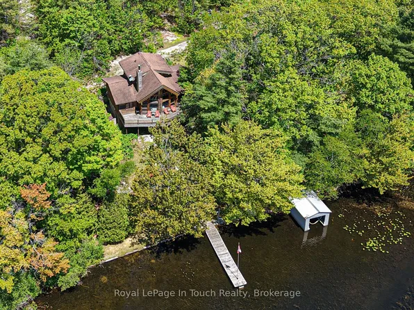 96 Millard Dr, Georgian Bay, ON L0K 1S0