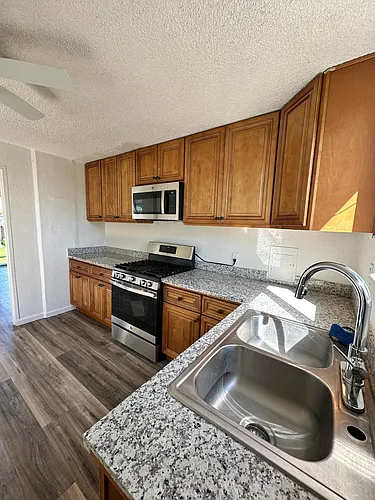 277 Alaska St Photo 1