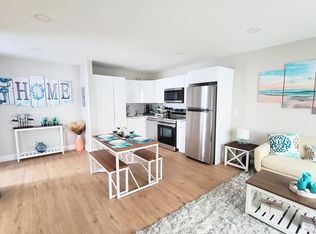 Cottage Cove, Miami, FL 33179