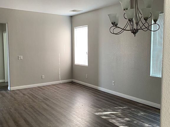2nd image of 4449 Laguna Garden Ave
