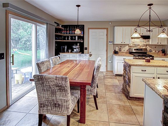 5th image of 663 Braddocks Lndg