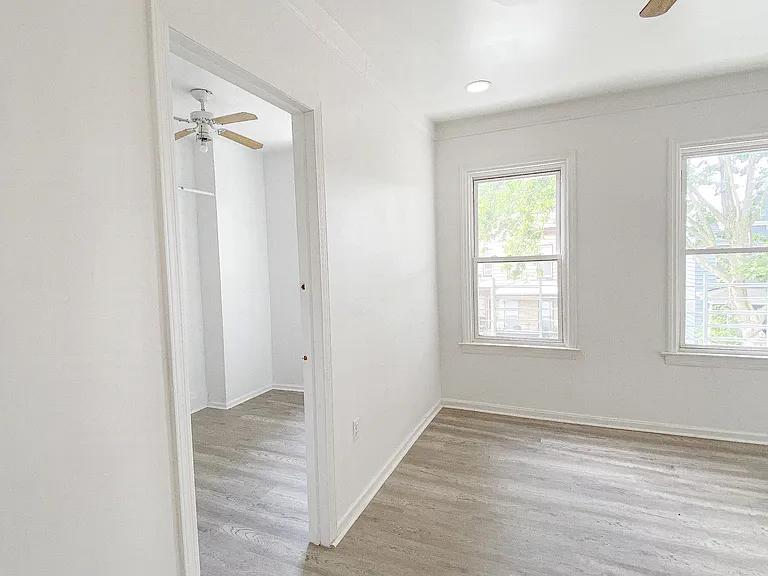 252 Clinton Ave #2 — Photo 2