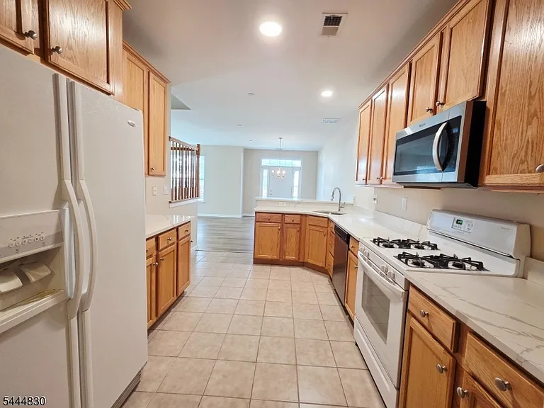 3 Liberty Way — Photo 10