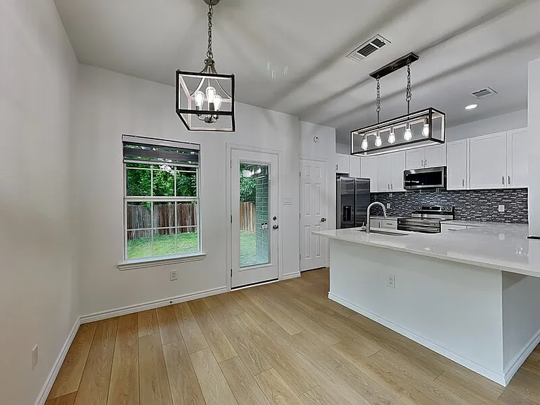 807 Fenet St #A — Photo 5