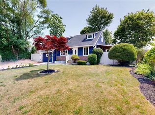 107 Westwood Dr, Brentwood, NY 11717