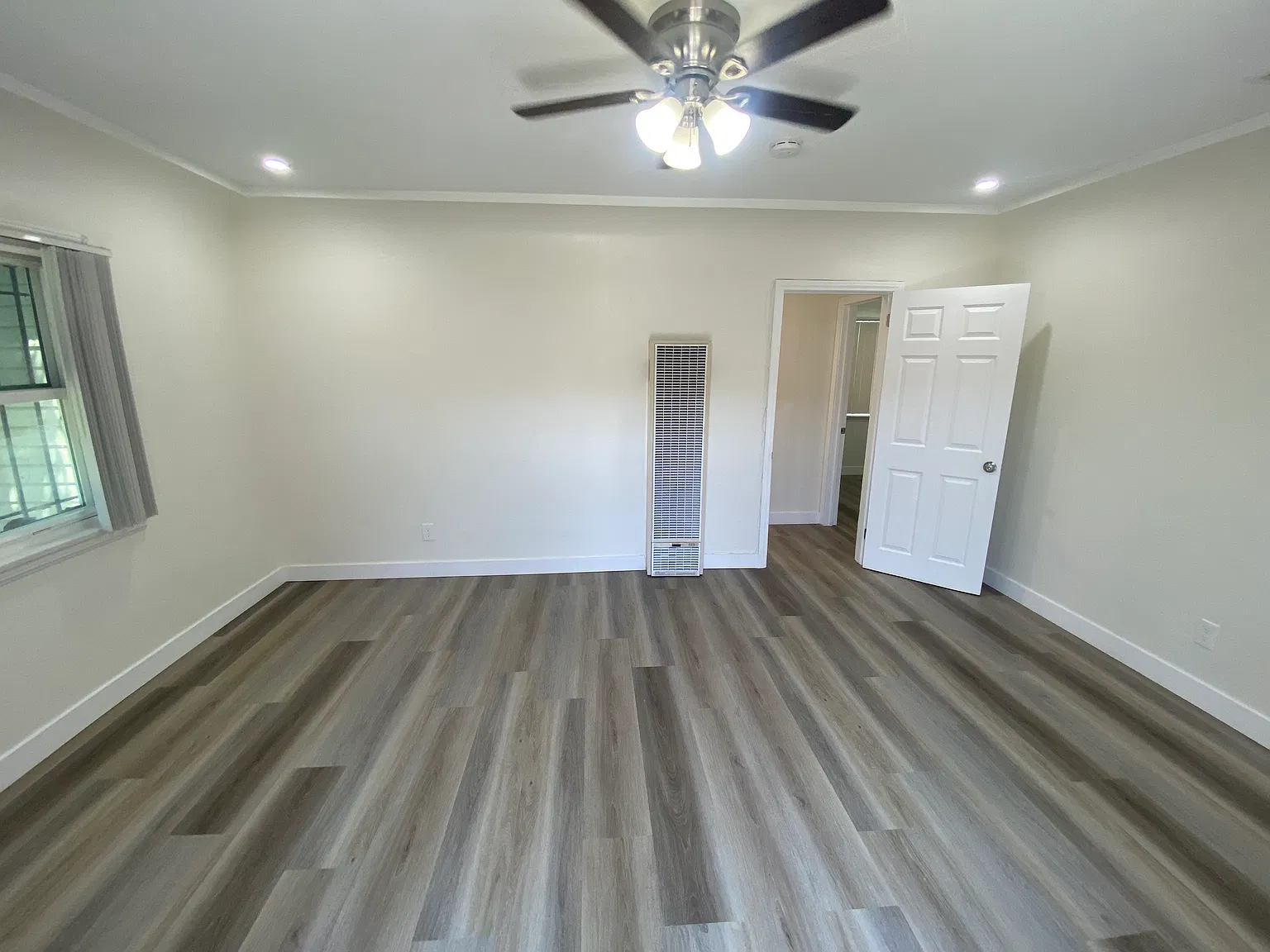 2 bed, 800 sqft, $2,595 — Photo 3