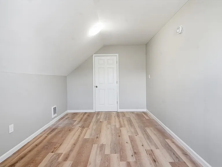 258 E Union St #258 — Photo 25