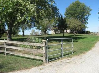 26110 E 235th St, Harrisonville, MO 64701